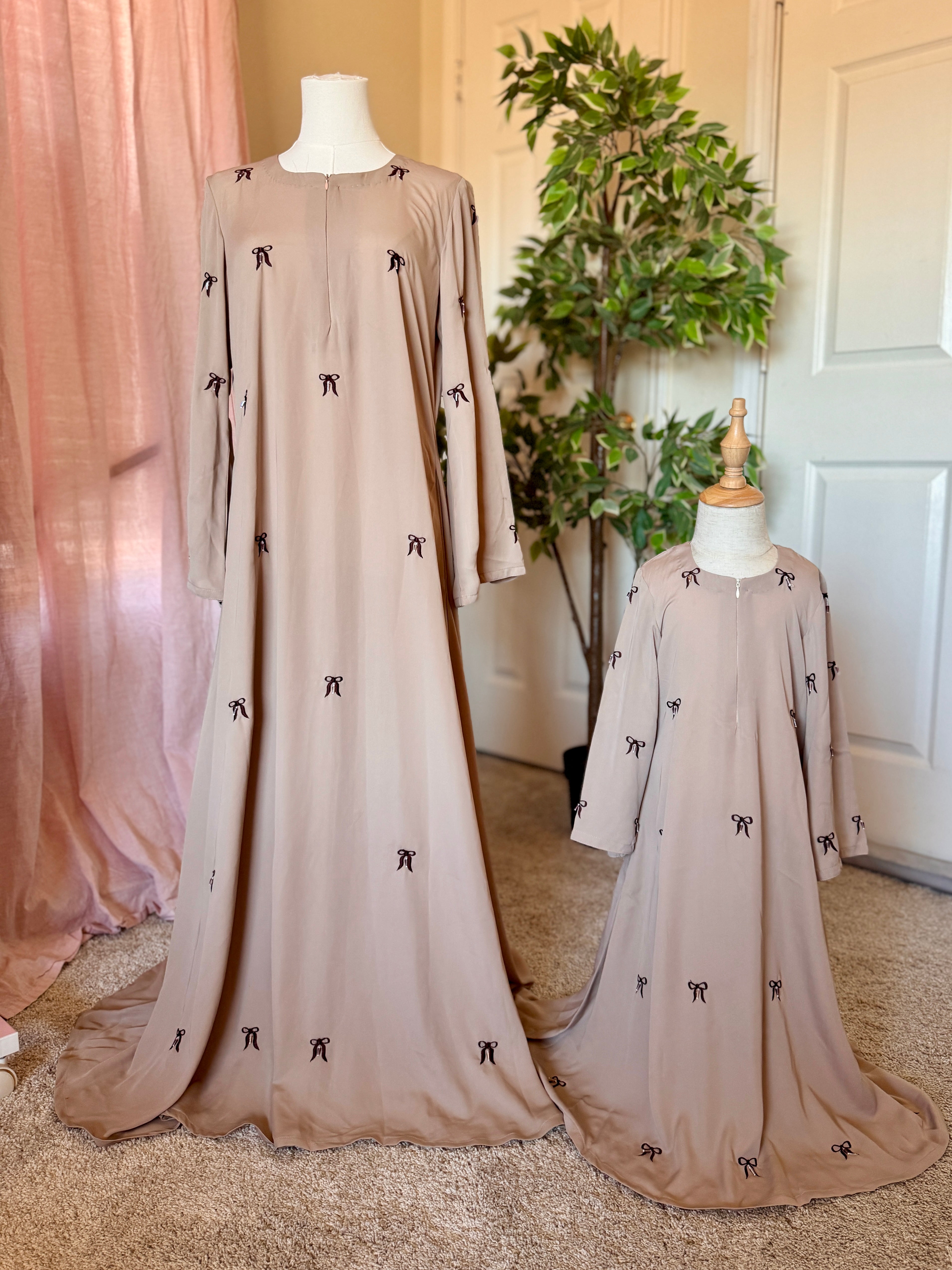 Bow Abaya-Cream  image 0