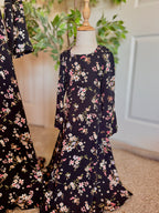 Black Bouquet Floral