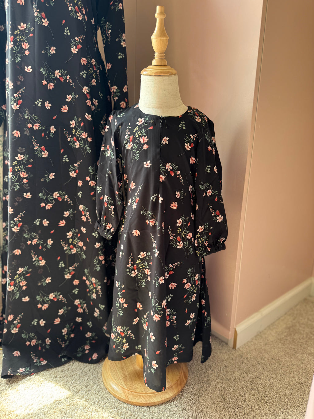 Noir Petal-Floral Georgette