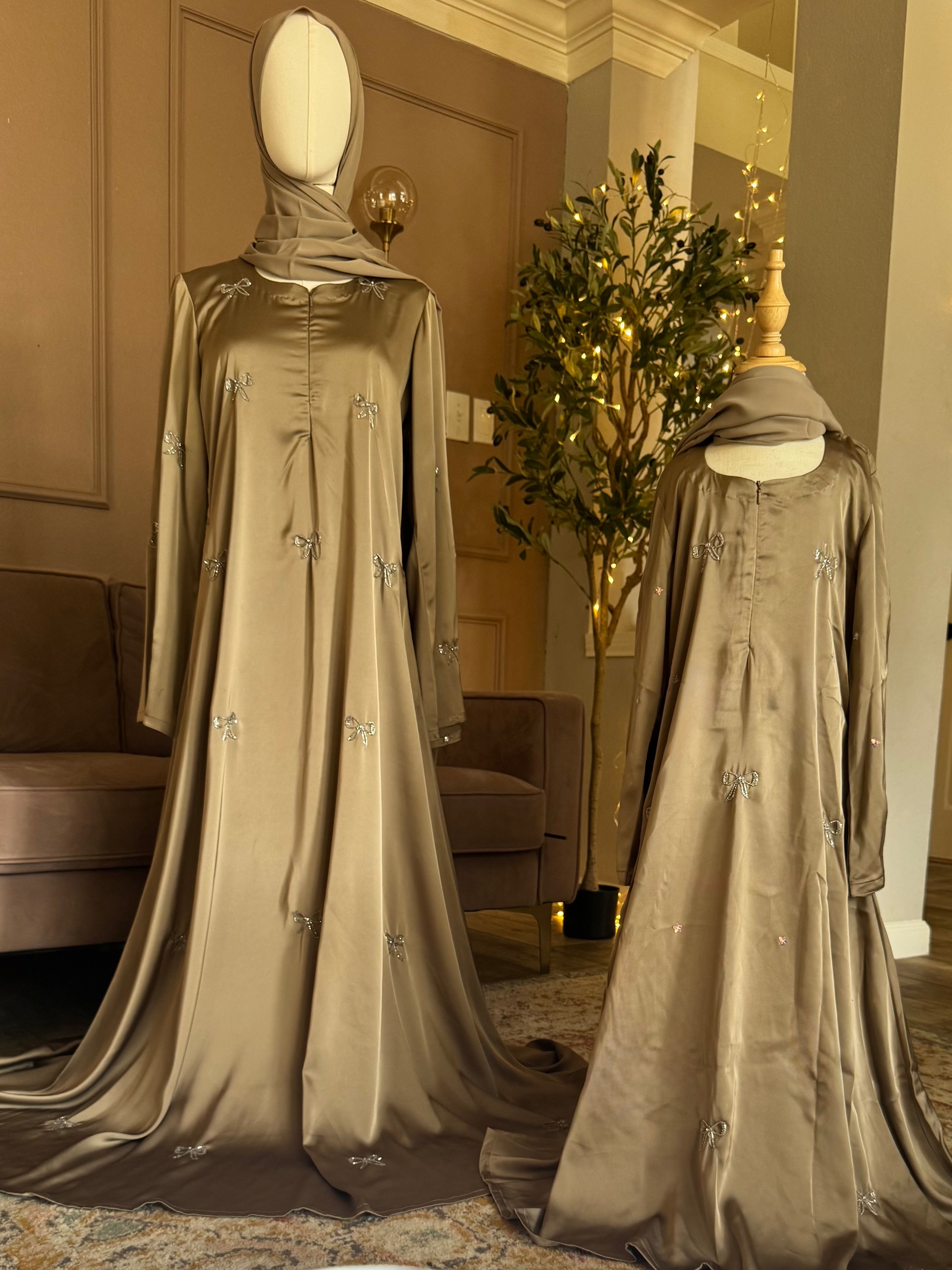 Bow Beaded Abaya with Hijab-Mink