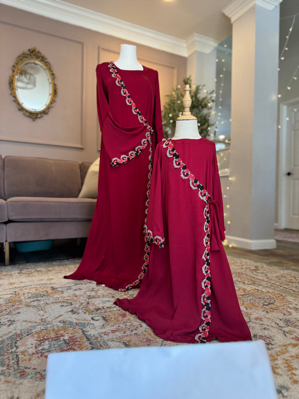 Ruby Lace Abaya