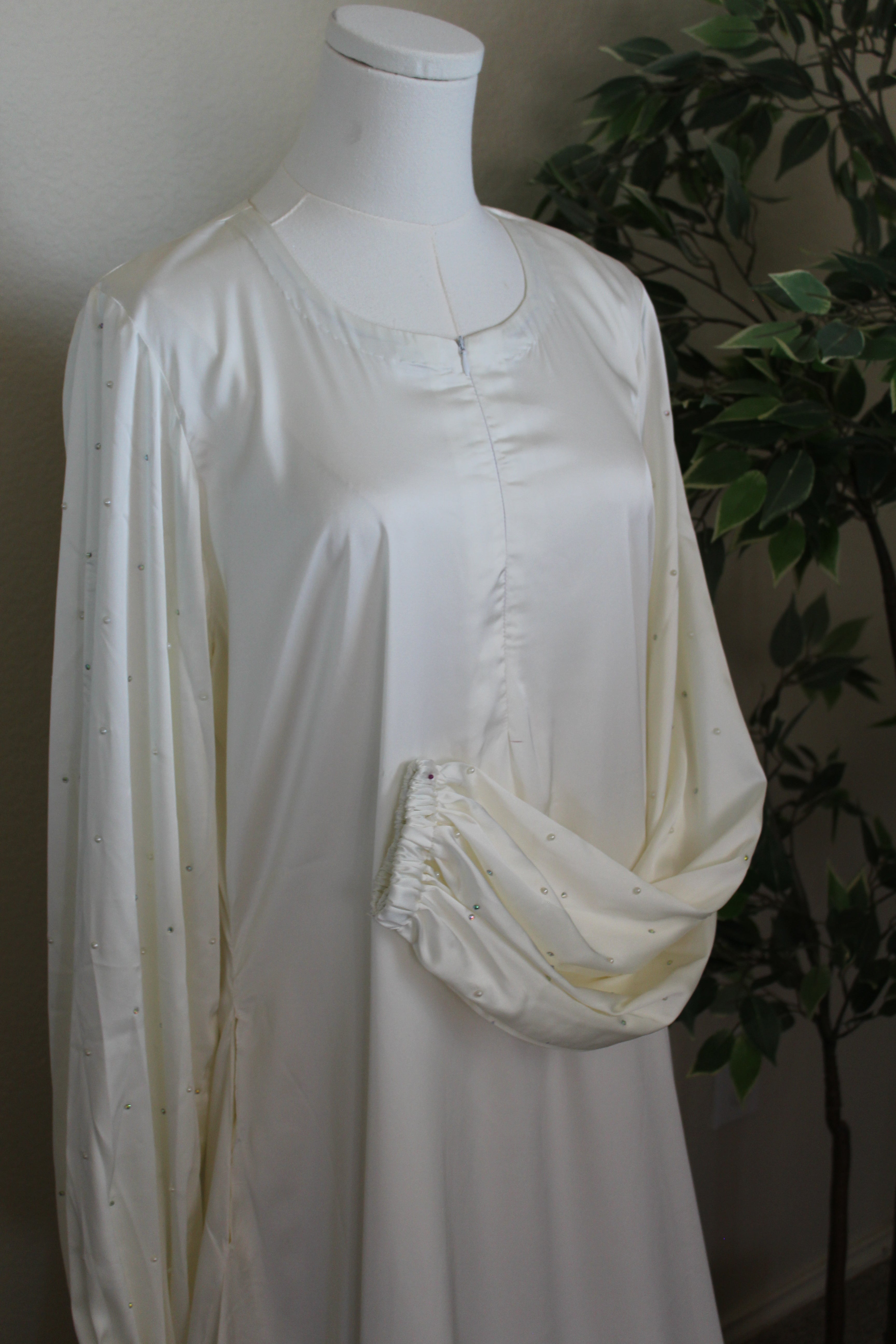 White Arm Only Pearl and Stone Abaya  image 1