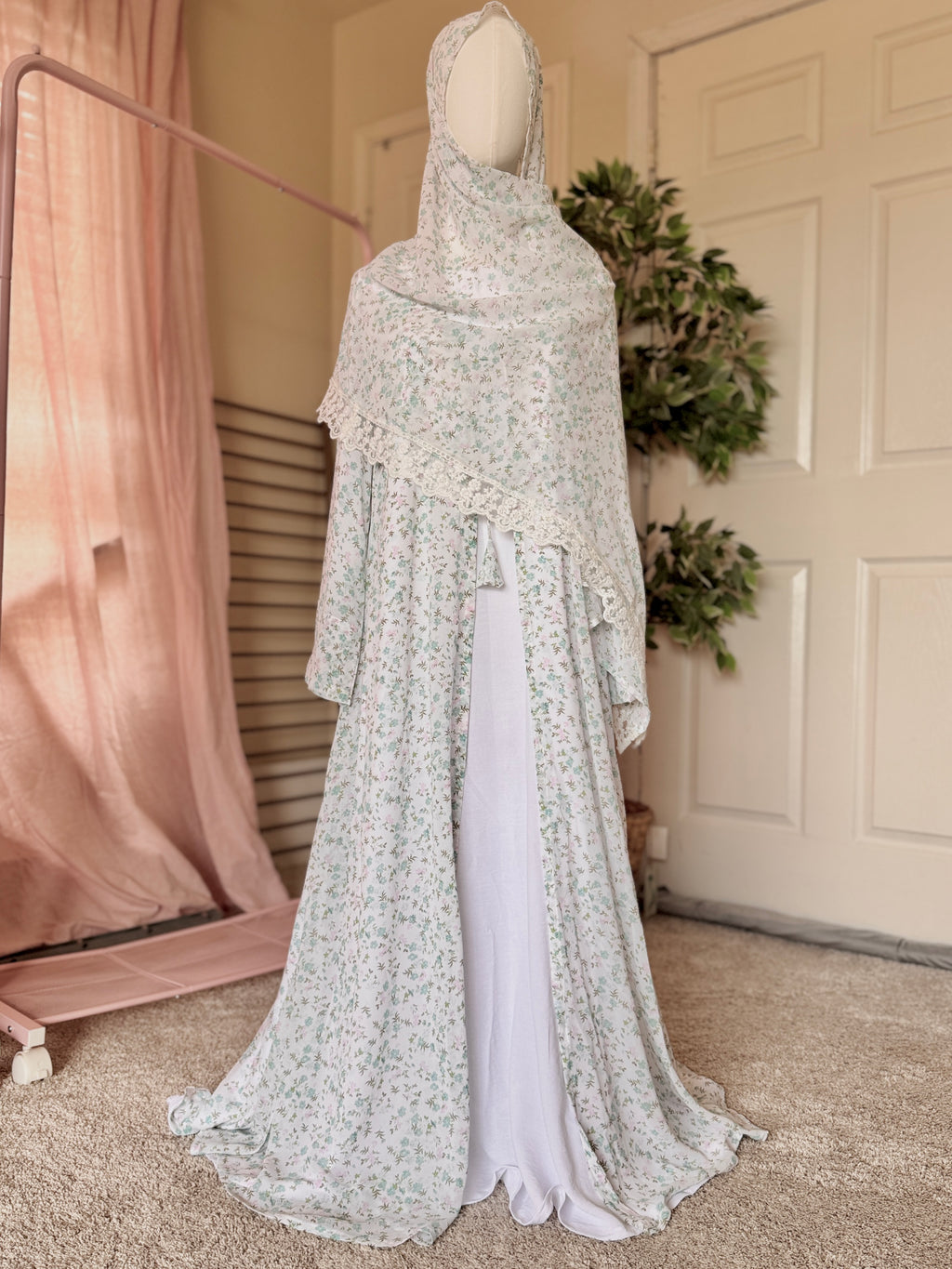 Bluebell Wildflower Lace Set  image 1