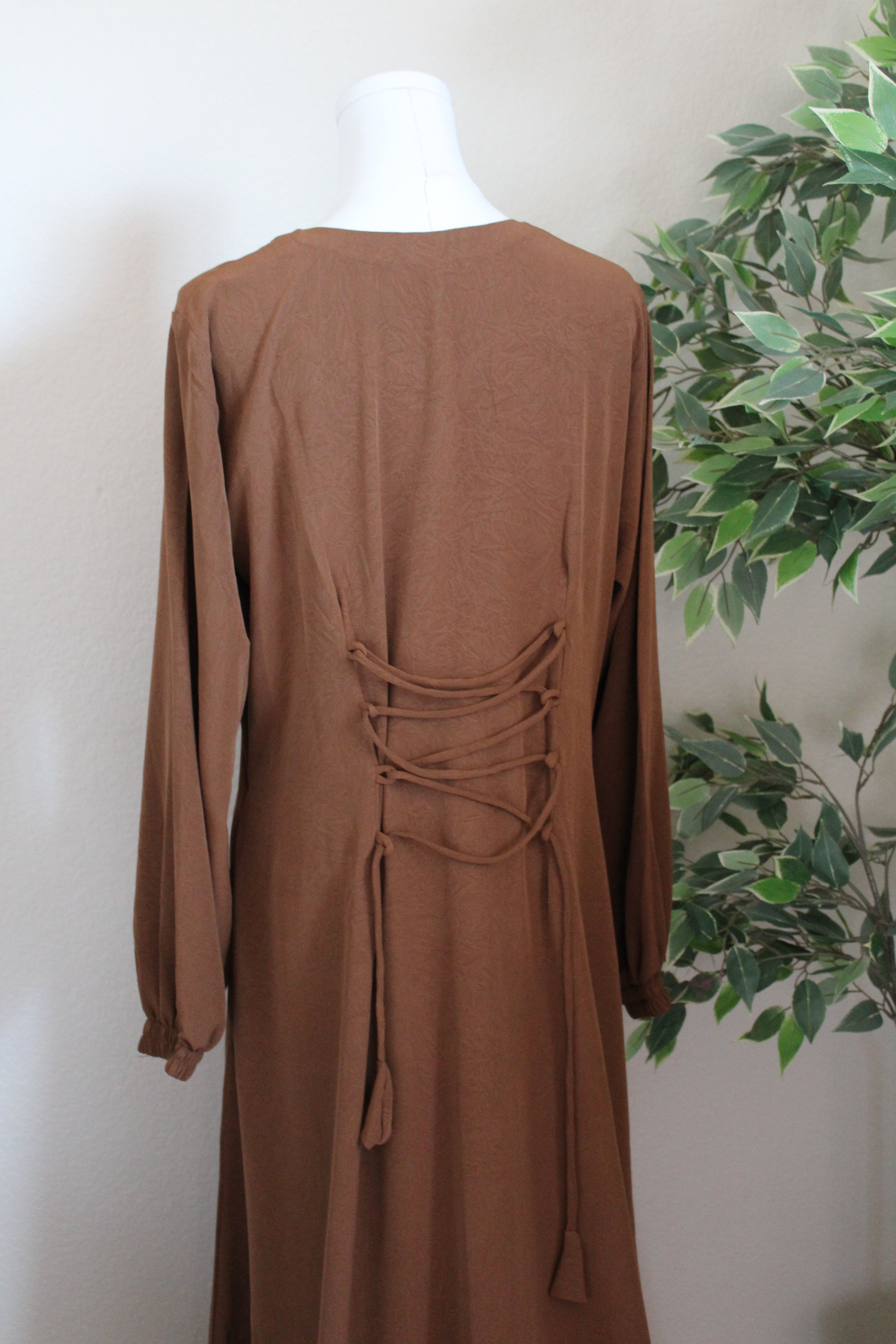 Ambrose Abaya-Fawn  image 1